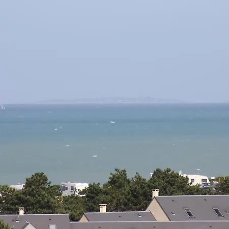 Lecrindublanccaillou * 滨海圣佩