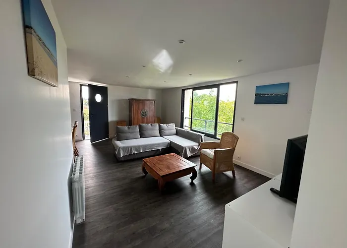 Lecrindublanccaillou Apartment Saint-Pair-sur-Mer